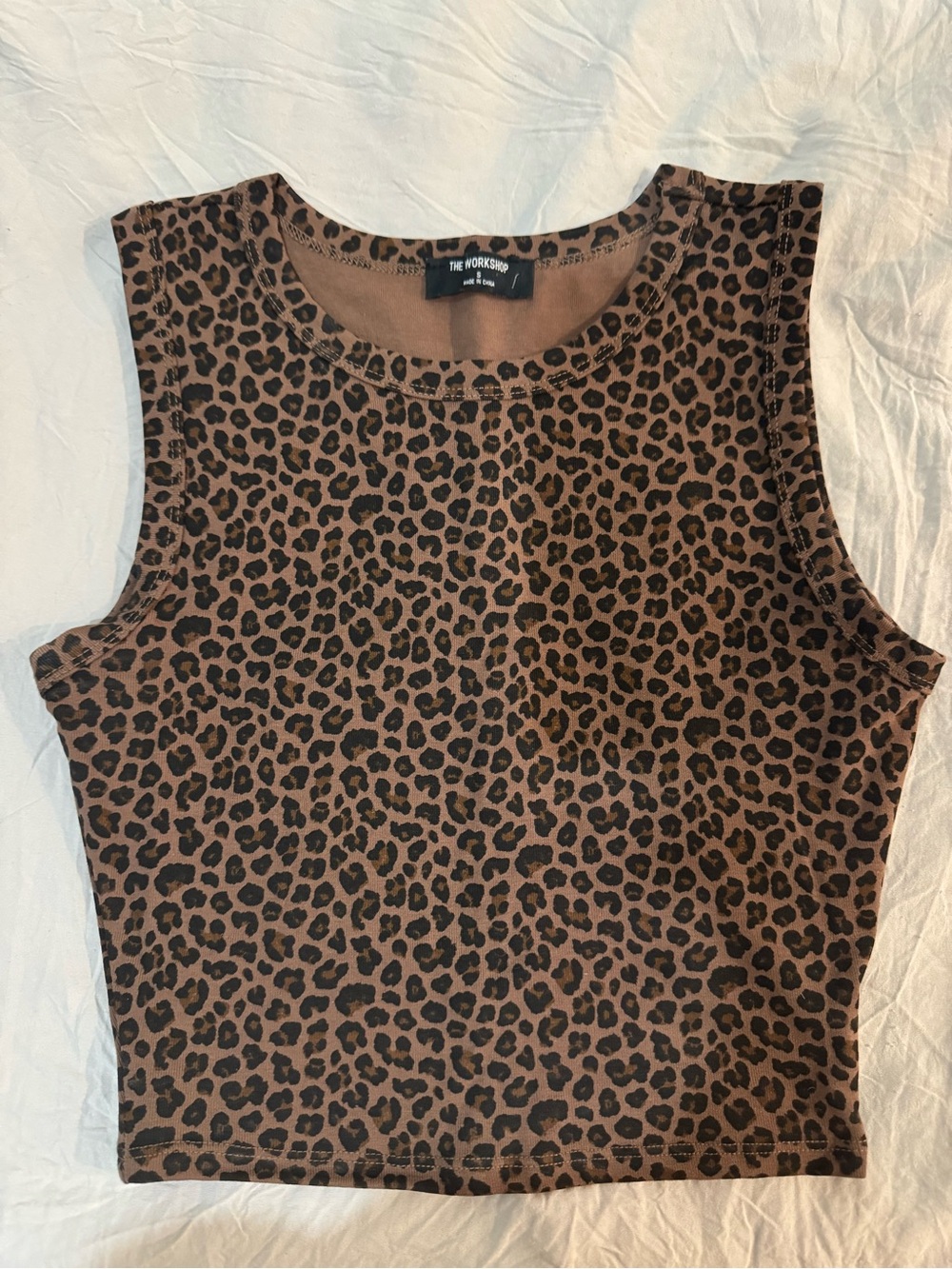 Leopard Crop Top - Picture 3 of 6